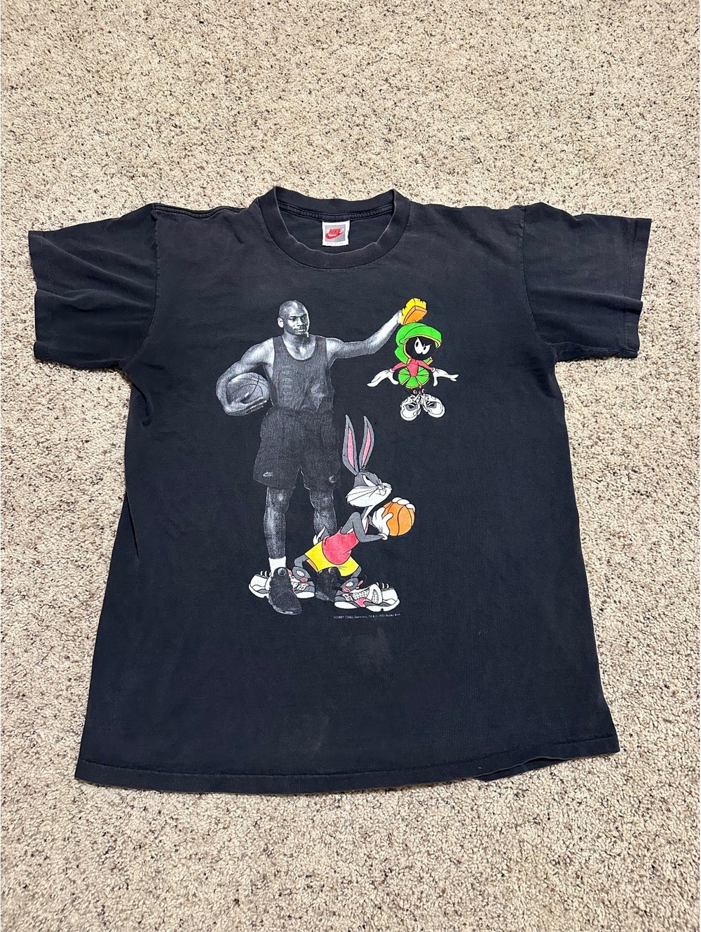 Vintage 1993 Nike Looney Tunes Space Jam T-Shirt Made in USA